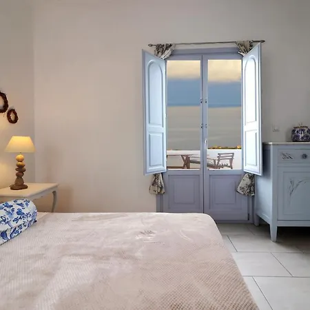 Elkaza Fira (Santorini)