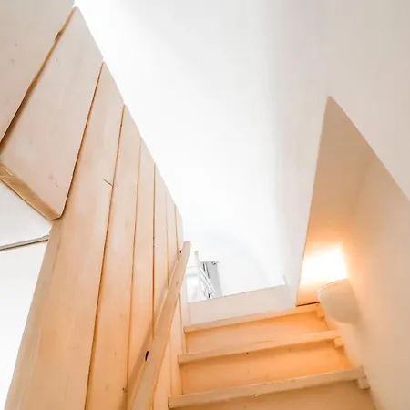 Elkaza Apartament *